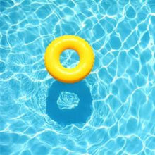 Cargar imagen en el visor de la galería, Kit Verano 2kg cloro granulado + 2kg cloro tabletas triple acción